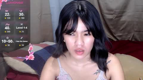 Snapshot of yoursweet_asian20 chatting on 10/14/25, 04:24 Maddie online show from 10/14/25, 04:24