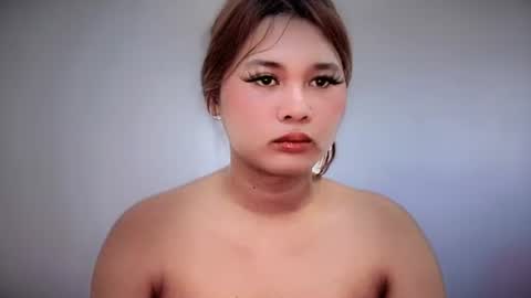 yoursweetgirl_zia online show from 04/30/26, 02:51