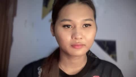 yoursweetgirl_zia online show from 05/27/26, 07:05