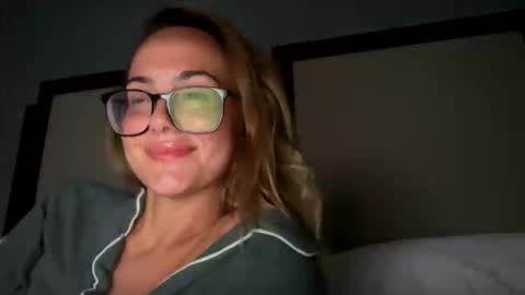 yoursweetgrace online show from 04/26/26, 10:57