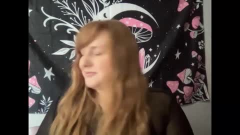 yourthickgingergoddess online show from 02/22/25, 05:46