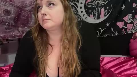yourthickgingergoddess online show from 12/01/25, 07:02