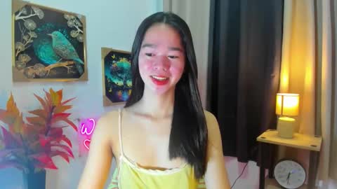 yourtinybunny online show from 04/15/26, 11:49