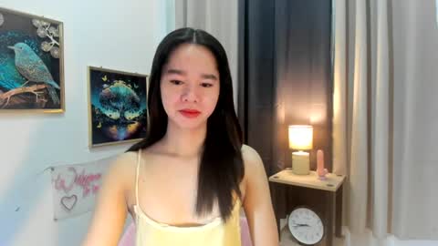 Snapshot of yourtinybunny chatting on 06/25/26, 10:42 yourtinybunny online show from 06/25/26, 10:42