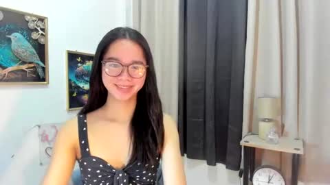 Snapshot of yourtinybunny chatting on 07/04/26, 12:17 yourtinybunny online show from 07/04/26, 12:17