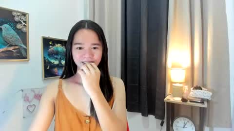 Snapshot of yourtinybunny chatting on 07/12/26, 02:13 yourtinybunny online show from 07/12/26, 02:13