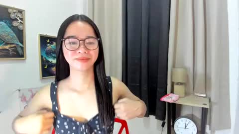 Snapshot of yourtinybunny chatting on 07/14/26, 10:21 yourtinybunny online show from 07/14/26, 10:21
