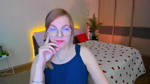 Alice online show from 05/20/26, 05:02