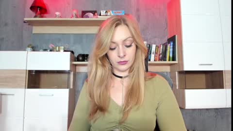 YourVenus00 -Follow my OF online show from 12/30/24, 05:34