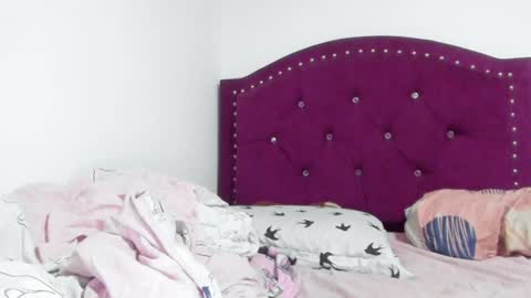 Snapshot of youwishtobeme chatting on 12/30/24, 10:55 elizabeth ju online show from 12/30/24, 10:55