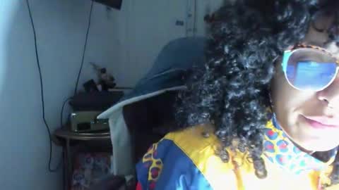 elizabeth  ju   online show from 03/27/26, 10:59