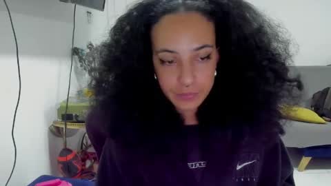 elizabeth  ju   online show from 05/25/26, 01:22