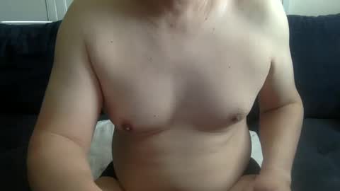 yque online show from 02/18/25, 08:03