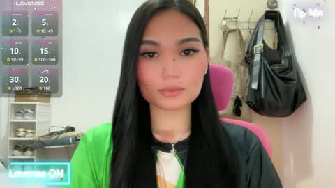 Snapshot of yrdrmgrl_jennie26 chatting on 05/04/26, 08:38 yrdrmgrl_jennie26 online show from 05/04/26, 08:38