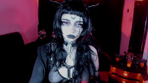 Yue Eclipsa online show from 05/13/26, 04:54