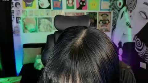    rawr   Anne Independent model      online show from 02/26/26, 09:47