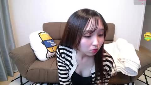 yui_x online show from 05/28/26, 10:45