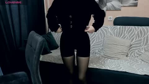 YukiShine online show from 04/12/26, 02:22