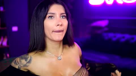 Snapshot of yuliadesirevska chatting on 11/01/25, 08:11 Yulia online show from 11/01/25, 08:11