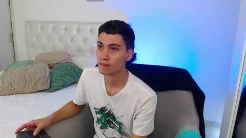 yulian_vasquez online show from 02/16/26, 07:21