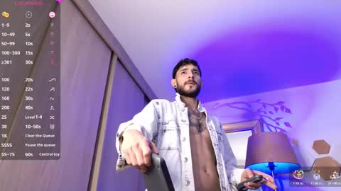 Snapshot of yulianpereira25 chatting on 03/09/25, 07:45 yulian 2811 online show from 03/09/25, 07:45