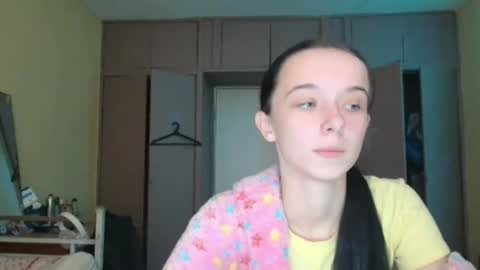 Yuliia online show from 09/30/25, 11:04