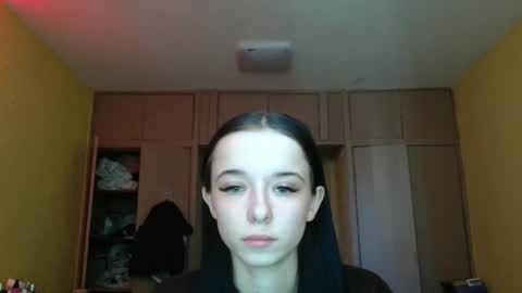 Yuliia online show from 04/16/26, 10:49