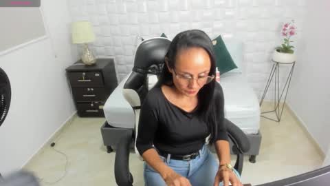 Y U L I T Z A online show from 01/10/26, 11:34