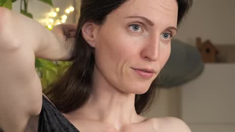 yulla dao online show from 02/03/25, 05:46