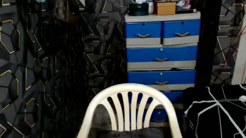 yumi online show from 03/08/26, 01:04