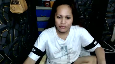 yumi online show from 06/11/26, 12:32