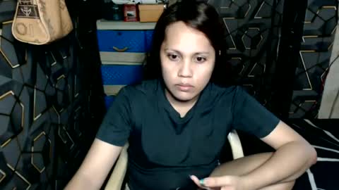 yumi online show from 06/15/26, 10:06