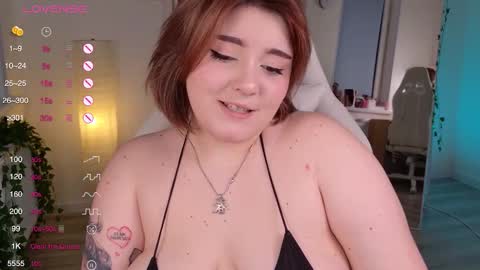 YumemiyaYumi online show from 10/21/25, 07:14