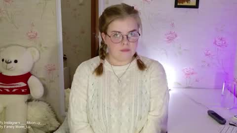 Polly online show from 10/06/25, 04:15