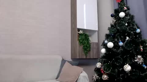 Snapshot of yummy_blonde chatting on 12/22/24, 12:16 you babe online show from 12/22/24, 12:16