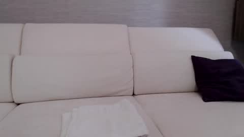 Snapshot of yummy_blonde chatting on 03/04/25, 11:40 you babe online show from 03/04/25, 11:40