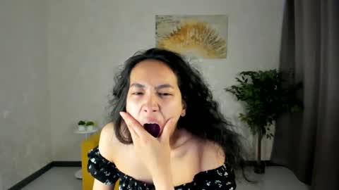 Cindey online show from 05/18/26, 03:35