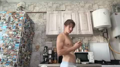 Snapshot of yummyalexxx chatting on 07/08/26, 03:05 Alex online show from 07/08/26, 03:05
