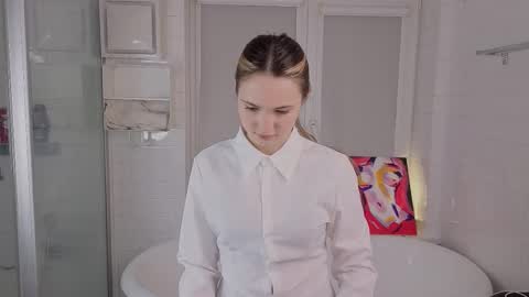 Emily online show from 02/25/26, 04:49