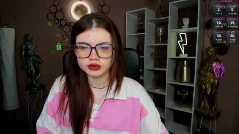 Yuna online show from 04/14/26, 10:49