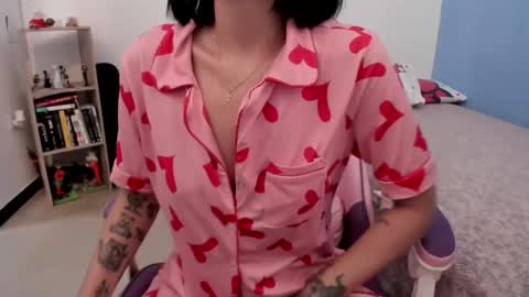 Yuna online show from 01/03/25, 03:55