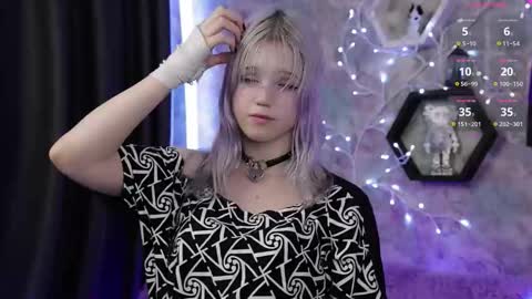 Yuna online show from 03/26/26, 09:42