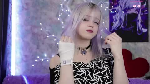 Yuna online show from 03/31/26, 09:26