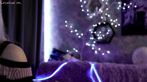 Yuna online show from 04/07/26, 09:26