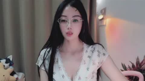 Snapshot of yuner0715 chatting on 06/09/26, 03:12 YunEr online show from 06/09/26, 03:12