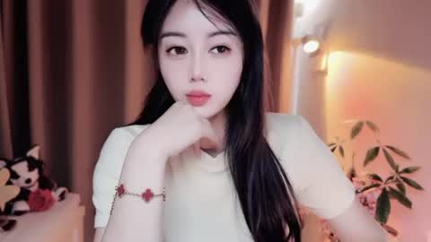 Snapshot of yuner0715 chatting on 06/27/26, 03:44 YunEr online show from 06/27/26, 03:44