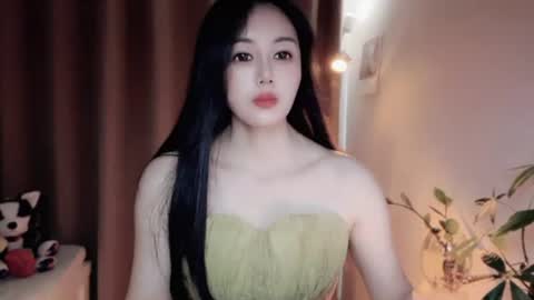 Snapshot of yuner0715 chatting on 06/28/26, 02:06 YunEr online show from 06/28/26, 02:06