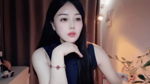 Snapshot of yuner0715 chatting on 06/30/26, 08:15 YunEr online show from 06/30/26, 08:15
