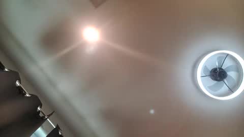 yungnhandsumdee online show from 09/21/25, 06:53