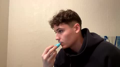 Snapshot of yungstudbev chatting on 12/19/24, 02:23 yungstudbev online show from 12/19/24, 02:23